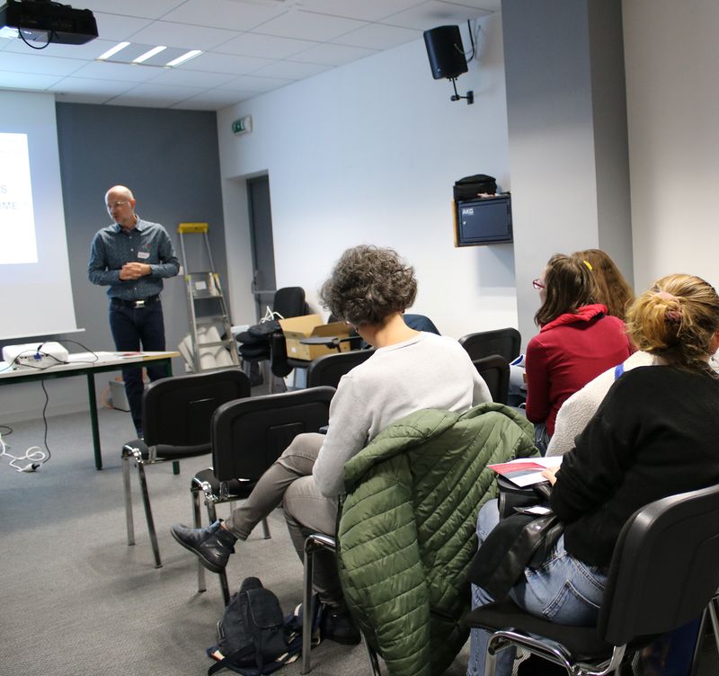 Photo 2 de Unis Contre les Violences Sexuelles - UCVS